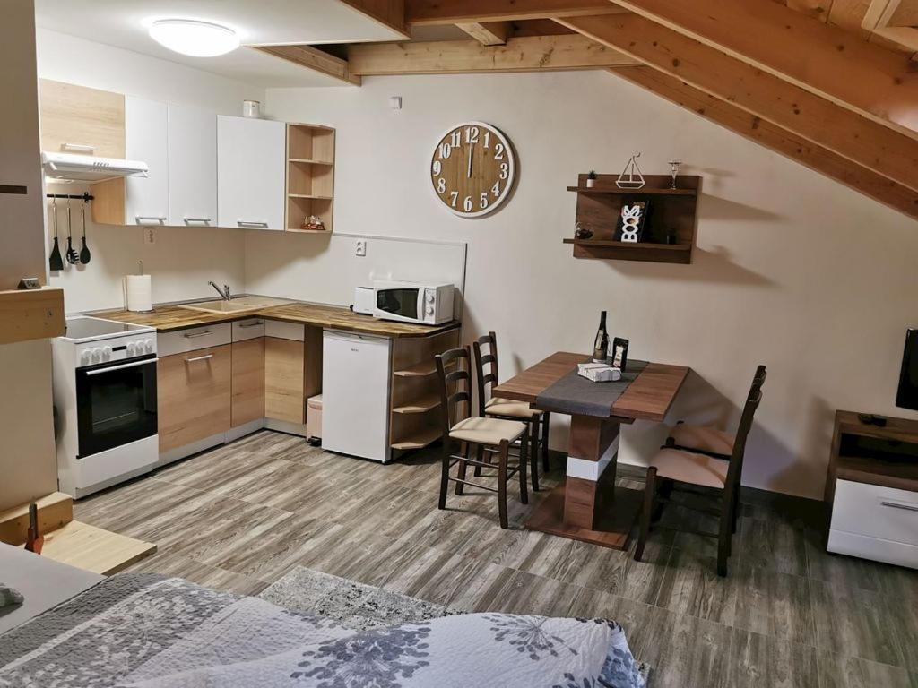 Apartmany Nova Duha Vavrinec Exteriör bild